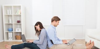 Arta pierdută a întâlnirilor offline