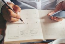 Ziua de mâine este astăzi Ziua de mâine este astăzi calendar program