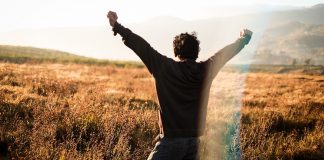 Credinţa vede miracolul Credinţa vede miracolul