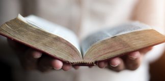 Restricţiile anti-COVID și religia. Ce s-a întâmplat cu libertatea noastră? restricțiile anti-COVID și religia libertate